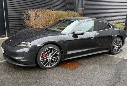 Porsche Taycan 93.4 kWh Taycan 4S