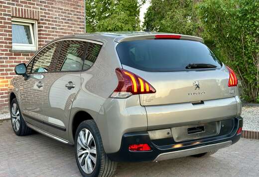Peugeot 1.6 HDi 1er-main*Toit-pano*Led*Camera