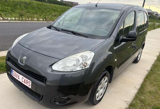 Peugeot 1.6 HDi L2H1 Confort 121