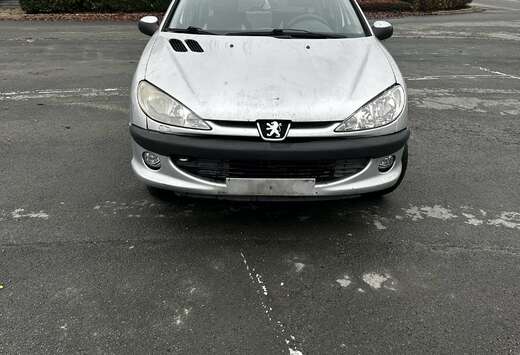 Peugeot 1.1i Enfant Terrible