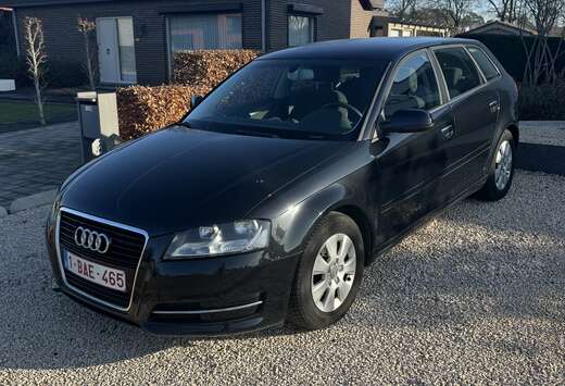 Audi A3 Sportback 1.6 TDi e Attraction Start/Stop DPF