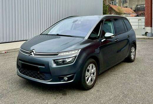 Citroen 1.2 PureTech Attraction ** 7 Places **