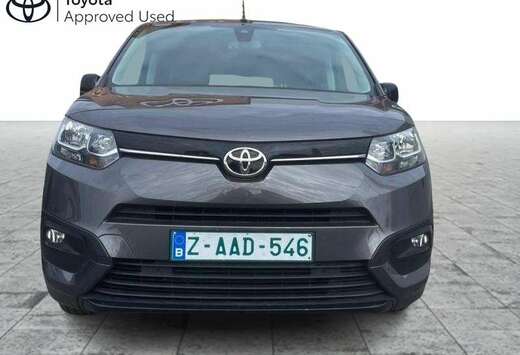 Toyota MPV