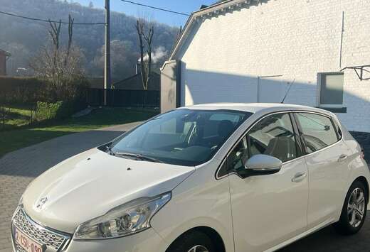 Peugeot 1.2i Allure