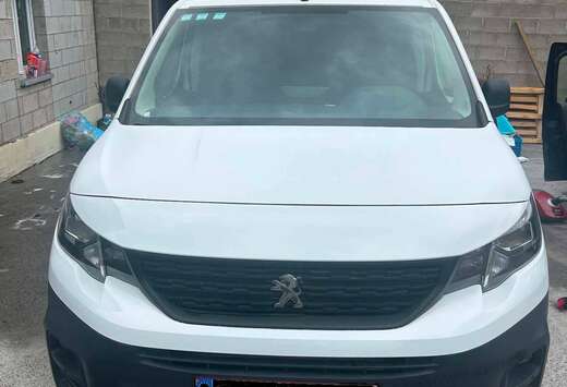 Peugeot F