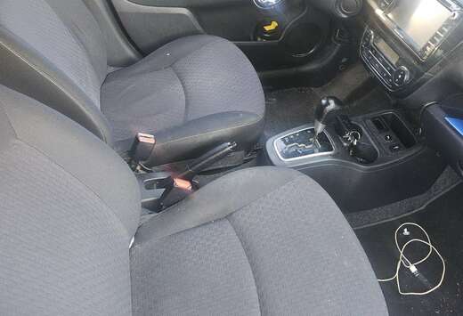 Mitsubishi 1.2i ClearTec Invite CVT