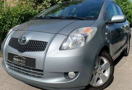 Toyota 1.3i Essence / 5 Portes / Clim Auto / Jantes A ...