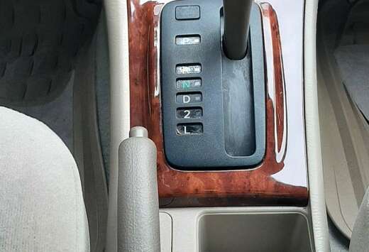 Toyota 1.6i VVT-i 16v Linea Sol Pack uniquement pour  ...