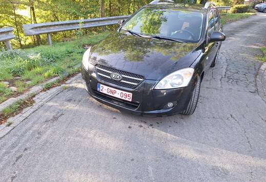Kia Cee\'d SW 1.6i EX