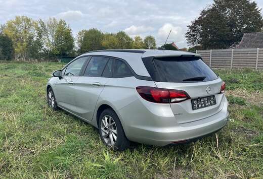 Opel 1.2 Turbo Sports Tourer,met schade,...