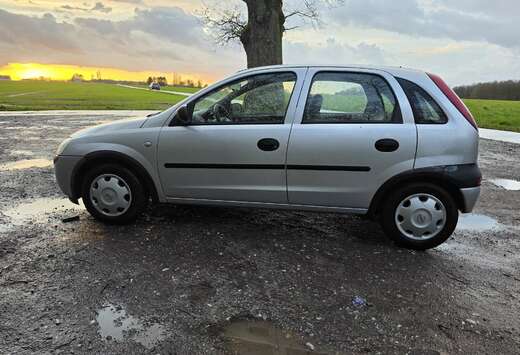 Opel 1.2i XE 16v Fun Easytronic (Fleet)