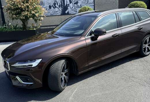 Volvo 2.0 D4 Momentum R-Design Geartronic