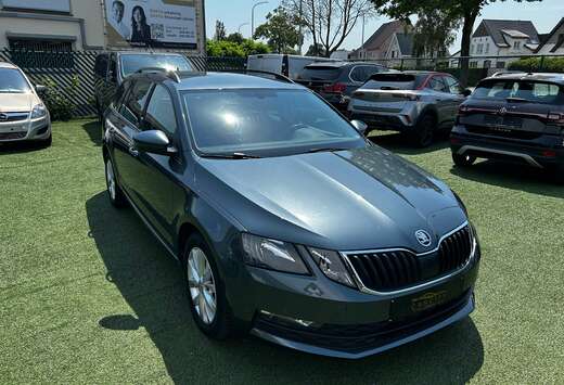 Skoda Octavia SW 1.6 CR TDi DSG  CARPLAY NAVI  A/C  B ...