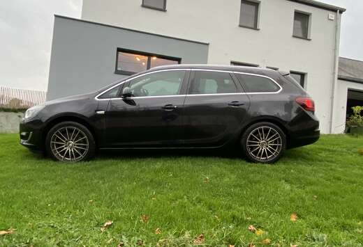 Opel Sports Tourer 1.6 CDTi Ultimate-full équipée