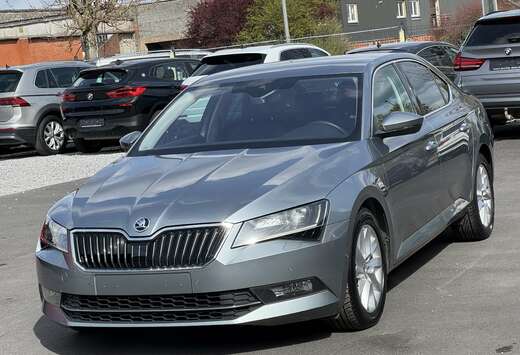 Skoda 1.6 CR TDi / BOITE AUTO / FULLOPTIONS / 1PROP C ...