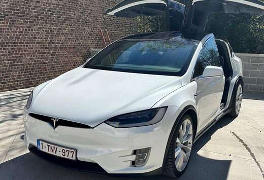 Tesla Model X 75 kWh Dual Motor