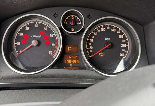 Opel 1.8 Automatik Edition Plus