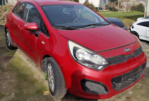 Kia Rio 1.1 CRDi // MOTEUR CASSER