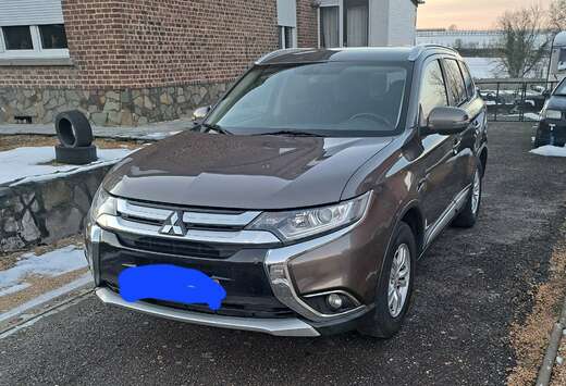 Mitsubishi Outlander 2.0 2WD