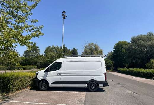 Renault 2.5 D 35 L2H2