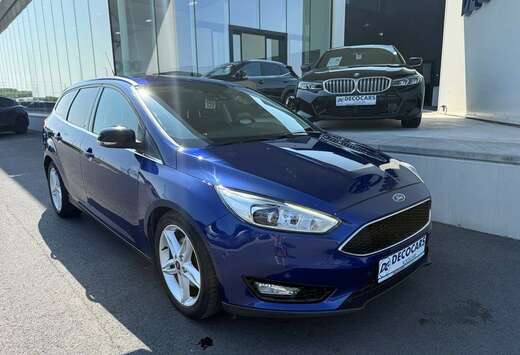 Ford // Camera - Navi - Airco //