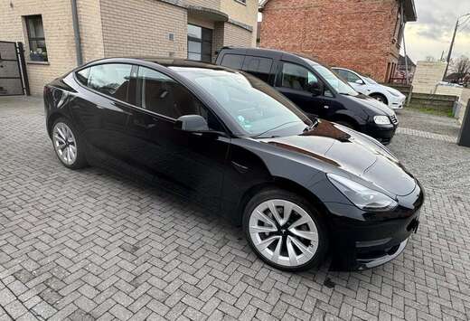 Tesla Long Range all-Wheel drive