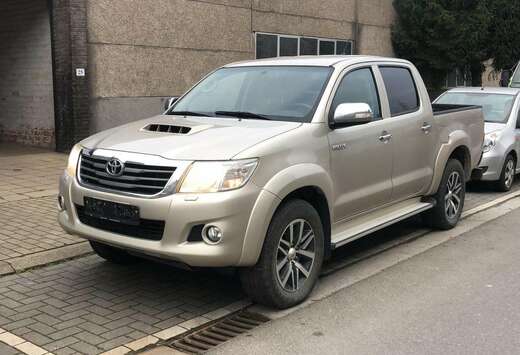 Toyota 3.0 D-4D 4WD invincible full