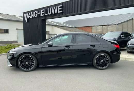 Mercedes-Benz Sedan AMG Line night distroniek led