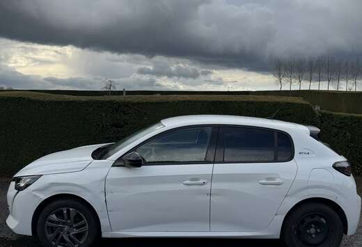 Peugeot 1.2i PureTech Style