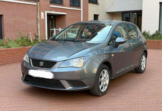 SEAT Ibiza 1.2 TSI Style DSG prête à immatriculé/g ...