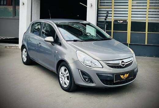 Opel Corsa 1.2i ecoFLEX Cosmo Start/Stop