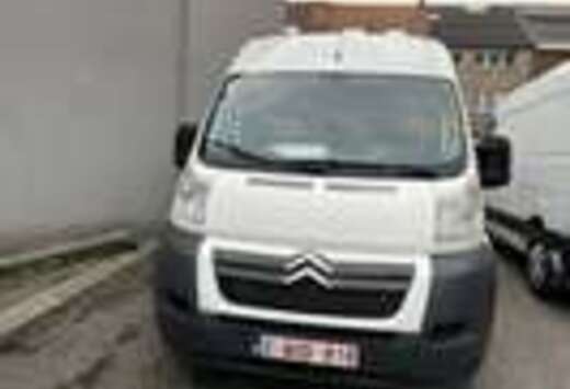 Citroen 2.0 HDi L4H2 Attraction