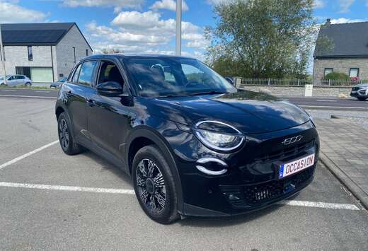 Fiat 600 1.2 Hybrid Icon DCT Icon