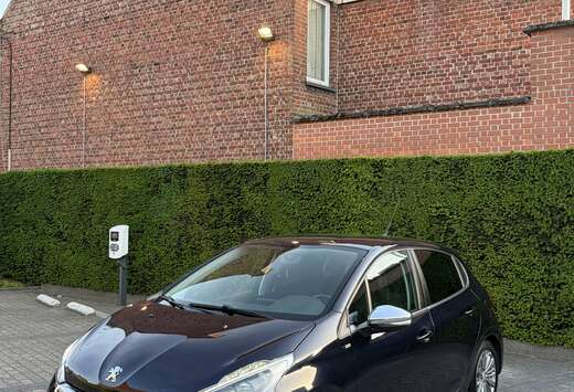 Peugeot 1.2 PureTech Style 82
