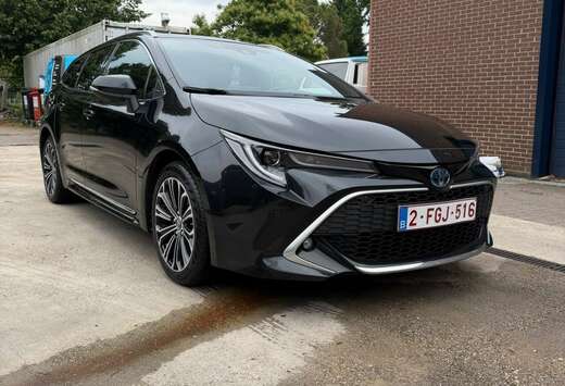 Toyota SW Hybrid 1.8 Premium e-CVT