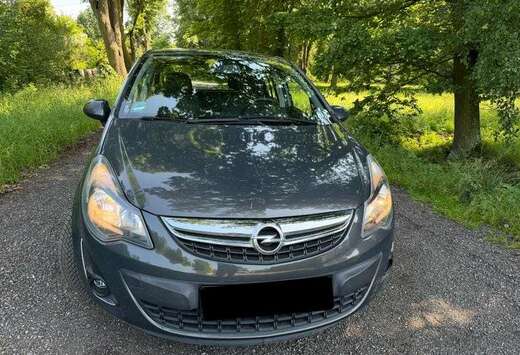 Opel Corsa 1.0i Enjoy