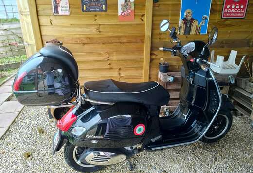 Piaggio Vespa