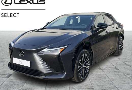 Lexus Privilege Line + Pano