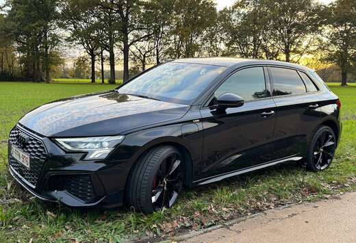 Audi A3 1.4 TFSIe Sportback S-line hybride black pack