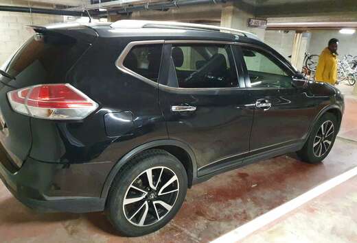Nissan 2.5 4x4 LE