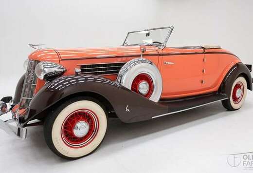 Oldtimer 852 Convertible Coupe \'36 CH5527