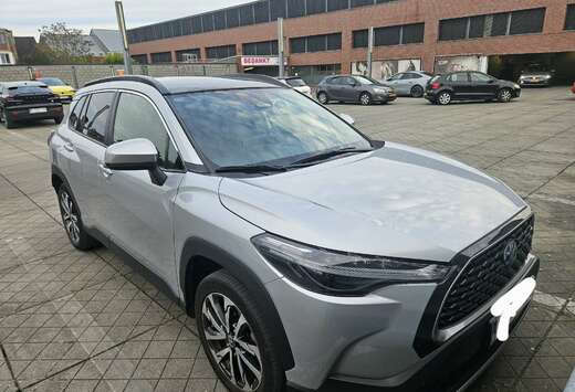 Toyota Hybrid 2.0 Style Plus