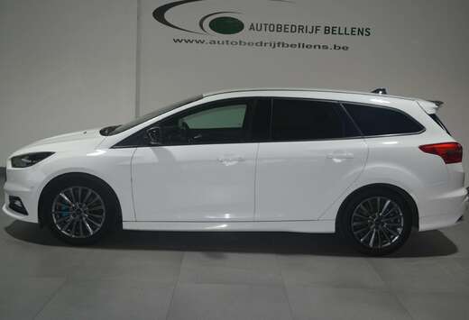 Ford Focus 1.5 EcoBoost ST Line / ST-LINE / 83.000 KM
