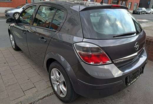 Opel Astra 1.7 CDTi ECOTEC Essentia DPF