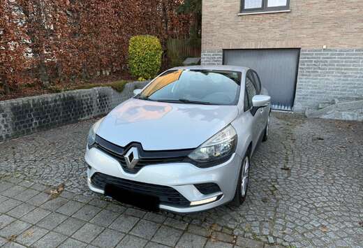 Renault Clio 1.2i Limited