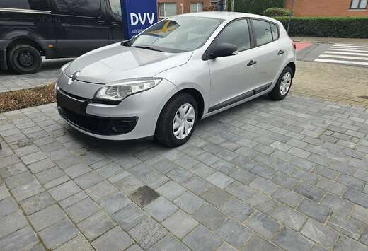 Renault Megane 1.6i Authentique