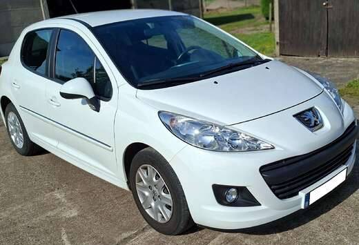 Peugeot 207  1.4i Access