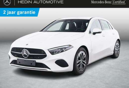 Mercedes-Benz Hatchback Luxury Line | Smartphone Inte ...