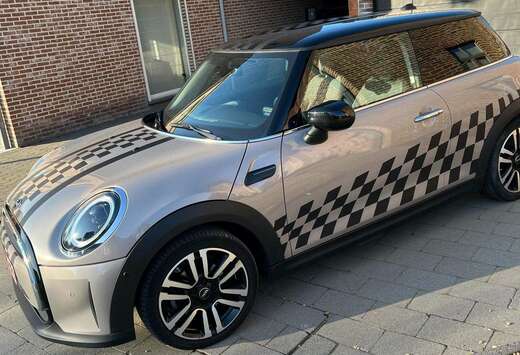 MINI Mini Cooper Aut. Essential Trim