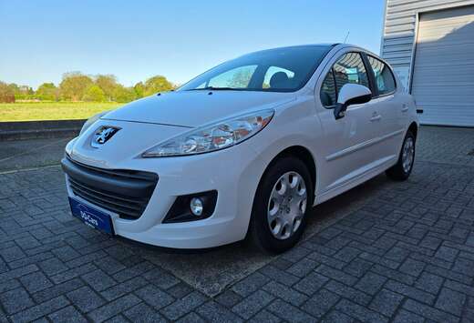 Peugeot 207+ -  1.4i Benzine